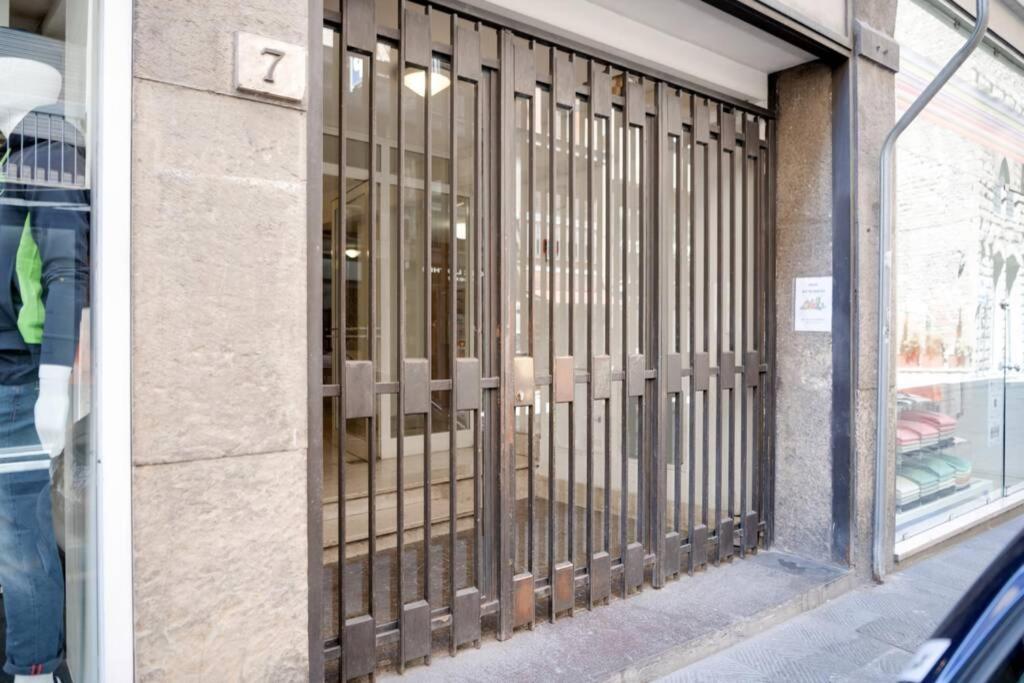 Апартаменти Ponte Vecchio-Newly Restyled Flat Флоренція Екстер'єр фото